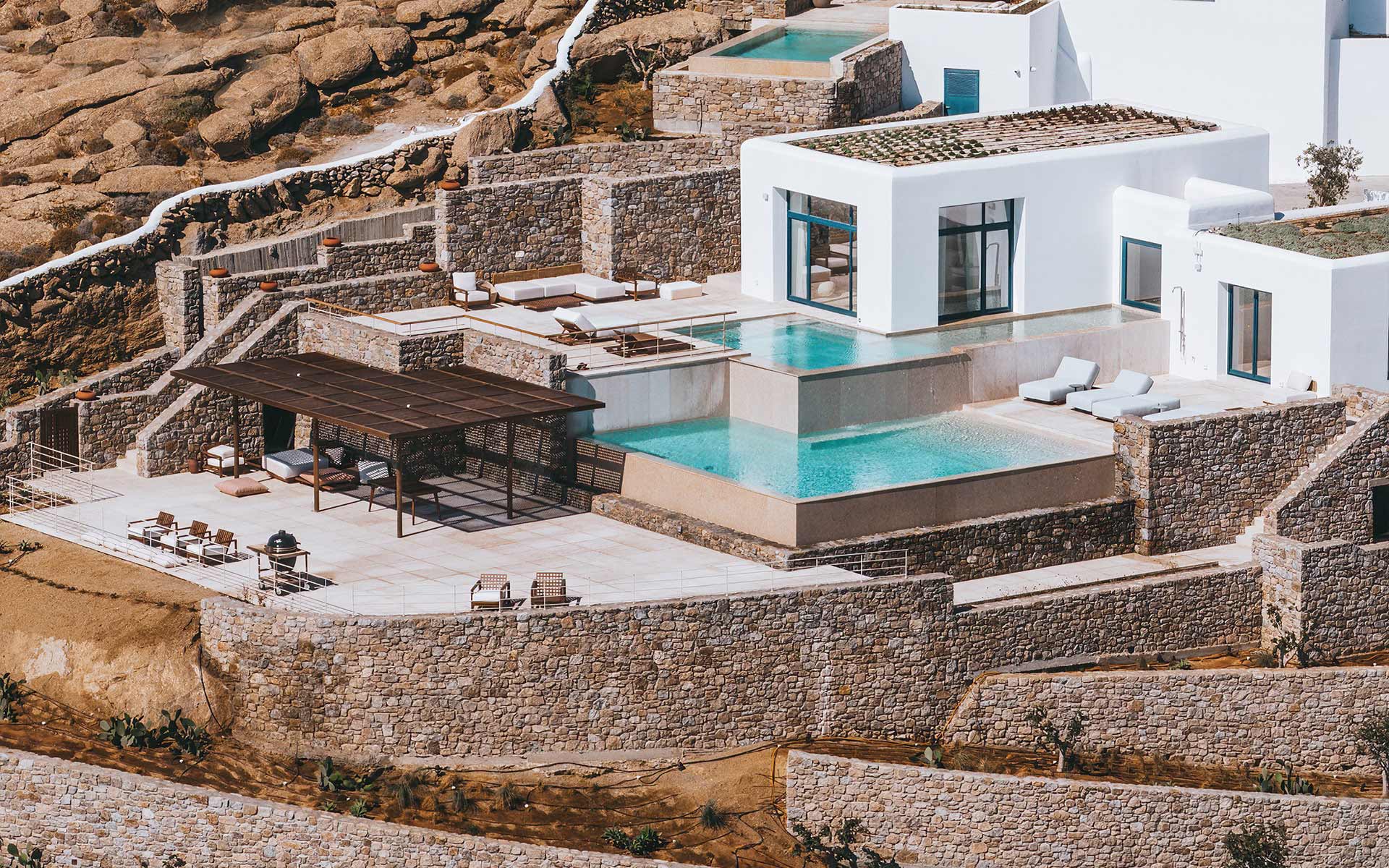 Cali Mykonos Hotel - A world of discreet luxury and simplicity